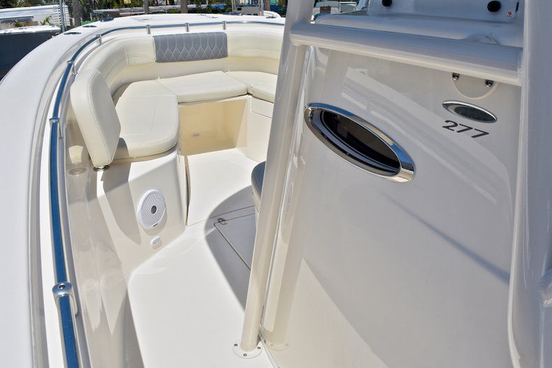 Thumbnail 44 for New 2018 Cobia 277 Center Console boat for sale in West Palm Beach, FL