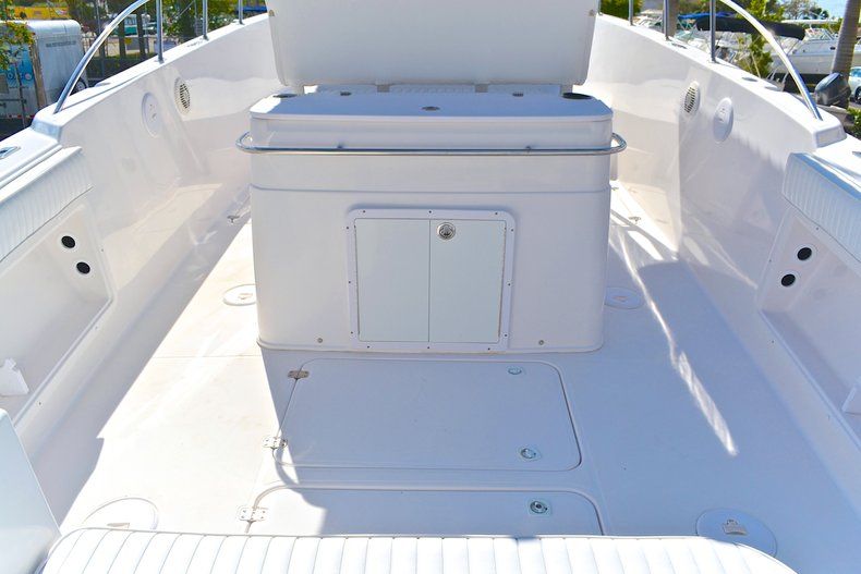 Thumbnail 17 for Used 2004 Pro-Line 30 Sport Center Console boat for sale in West Palm Beach, FL