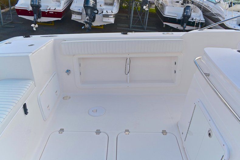Thumbnail 27 for Used 2004 Pro-Line 30 Sport Center Console boat for sale in West Palm Beach, FL