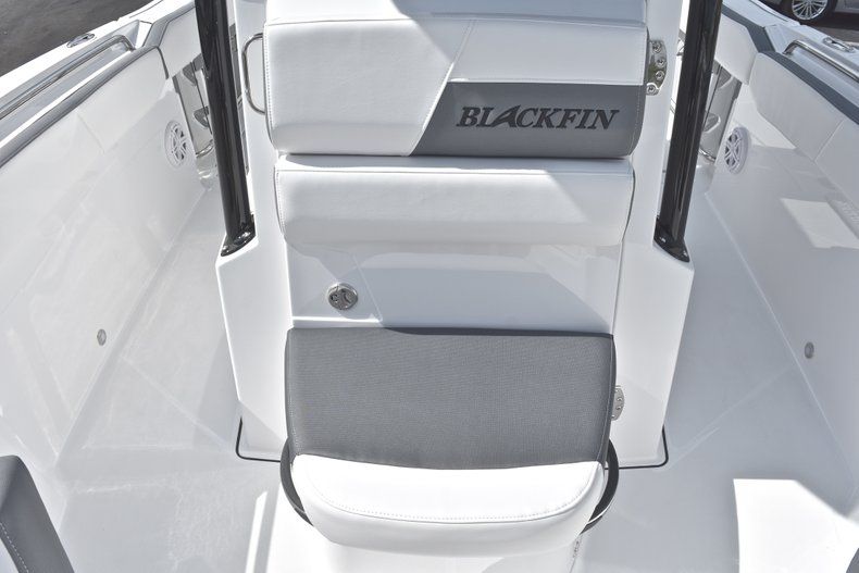 Thumbnail 45 for New 2018 Blackfin 242CC Center Console boat for sale in West Palm Beach, FL