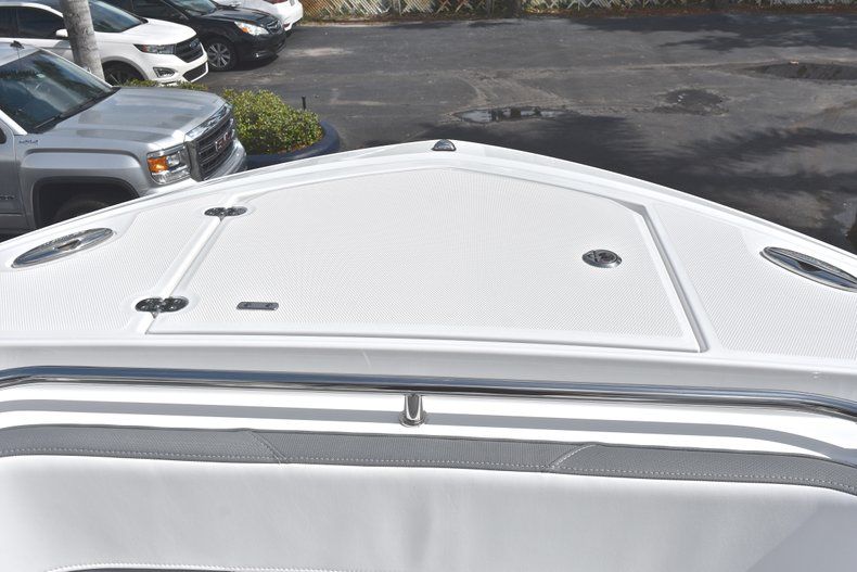 Thumbnail 56 for New 2018 Blackfin 242CC Center Console boat for sale in West Palm Beach, FL