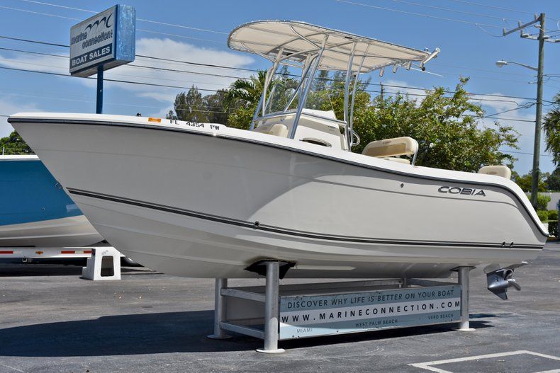 Thumbnail 3 for Used 2015 Cobia 217 Center Console boat for sale in West Palm Beach, FL