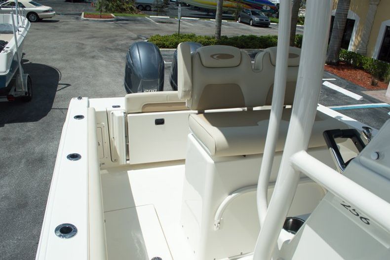 Thumbnail 13 for New 2014 Cobia 256 Center Console boat for sale in West Palm Beach, FL