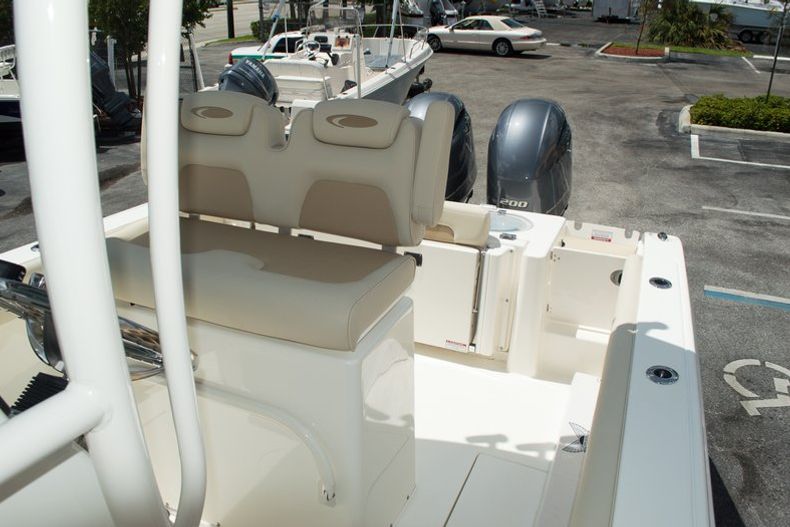 Thumbnail 14 for New 2014 Cobia 256 Center Console boat for sale in West Palm Beach, FL