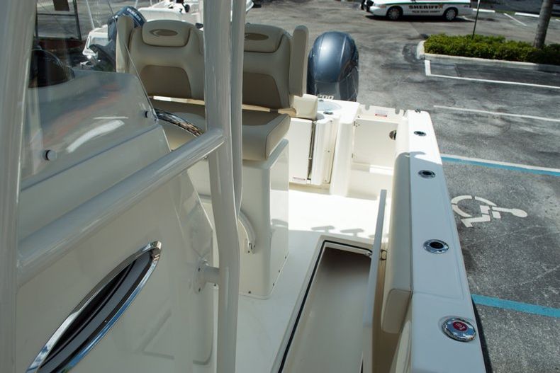 Thumbnail 15 for New 2014 Cobia 256 Center Console boat for sale in West Palm Beach, FL