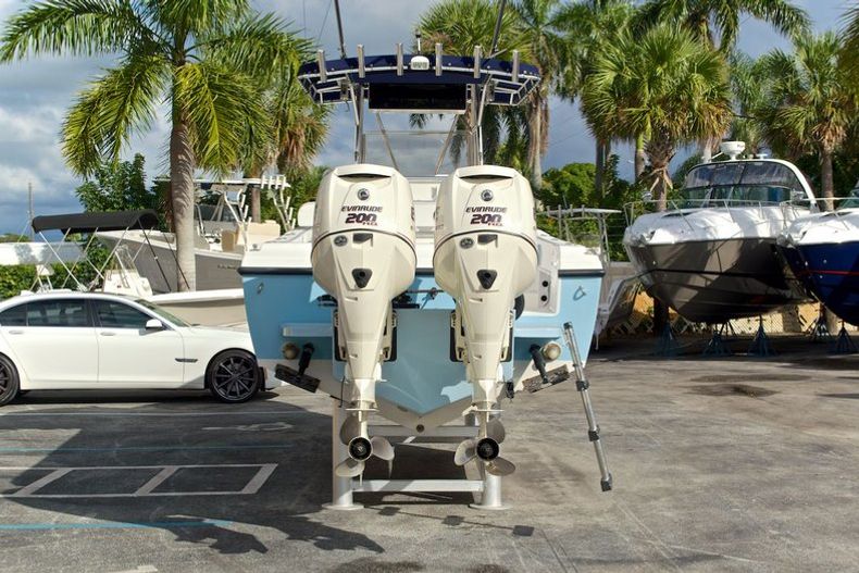 Thumbnail 6 for Used 2006 Bluewater 2550 Center Console boat for sale in West Palm Beach, FL