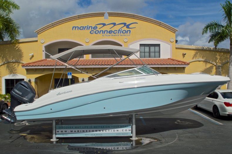 New 2016 Hurricane SunDeck SD 2690 OB boat for sale in Miami, FL
