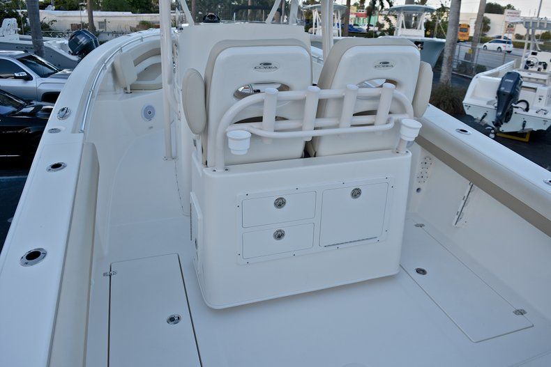Thumbnail 10 for New 2018 Cobia 277 Center Console boat for sale in Miami, FL