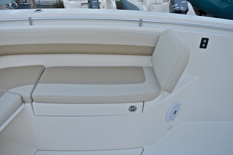 Thumbnail 57 for New 2018 Cobia 277 Center Console boat for sale in Miami, FL