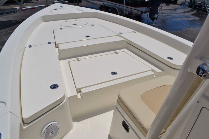 Thumbnail 12 for New 2015 Pathfinder 2400 TRS Bay Boat boat for sale in Vero Beach, FL