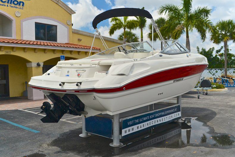 Thumbnail 7 for New 2013 Stingray 215 LR Bowrider boat for sale in West Palm Beach, FL