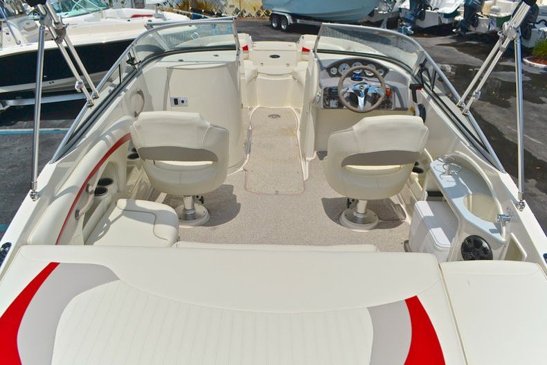 Thumbnail 29 for New 2013 Stingray 215 LR Bowrider boat for sale in West Palm Beach, FL