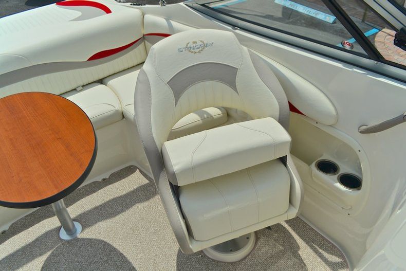 Thumbnail 55 for New 2013 Stingray 215 LR Bowrider boat for sale in West Palm Beach, FL