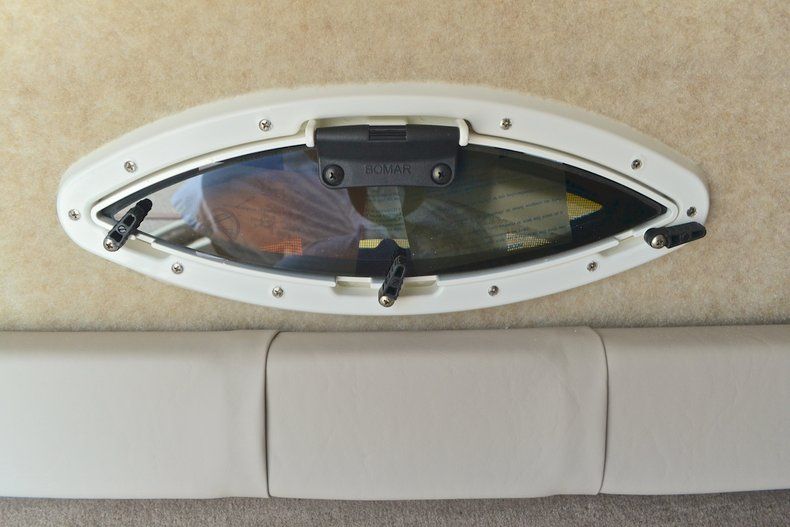 Thumbnail 71 for New 2013 Stingray 215 LR Bowrider boat for sale in West Palm Beach, FL
