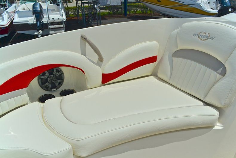 Thumbnail 83 for New 2013 Stingray 215 LR Bowrider boat for sale in West Palm Beach, FL