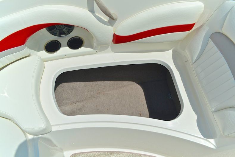 Thumbnail 91 for New 2013 Stingray 215 LR Bowrider boat for sale in West Palm Beach, FL