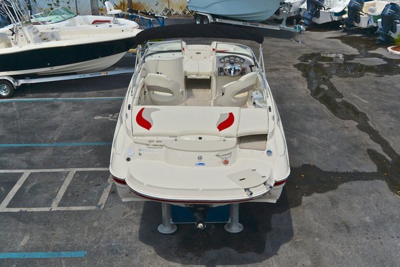 Thumbnail 97 for New 2013 Stingray 215 LR Bowrider boat for sale in West Palm Beach, FL