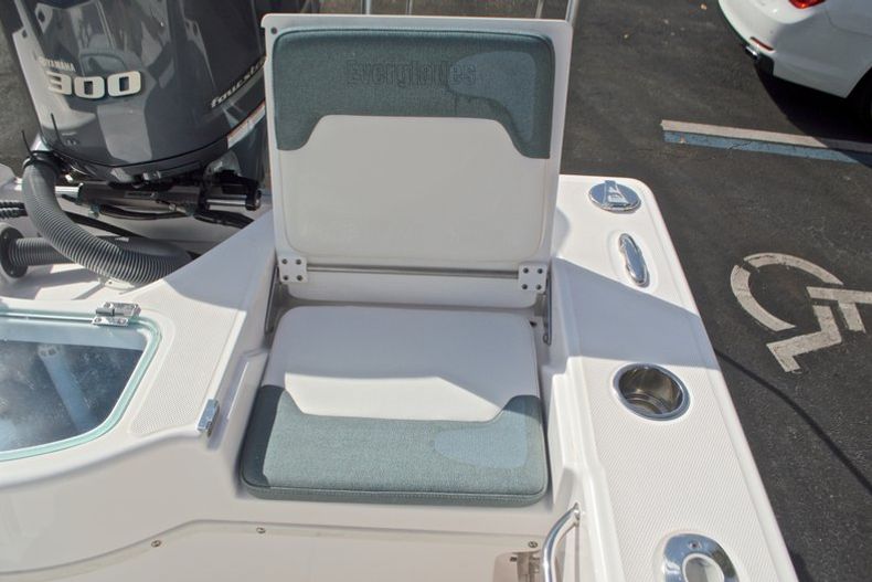 Thumbnail 21 for Used 2014 Everglades 243 Center Console boat for sale in West Palm Beach, FL