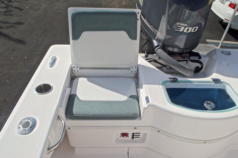 Thumbnail 16 for Used 2014 Everglades 243 Center Console boat for sale in West Palm Beach, FL
