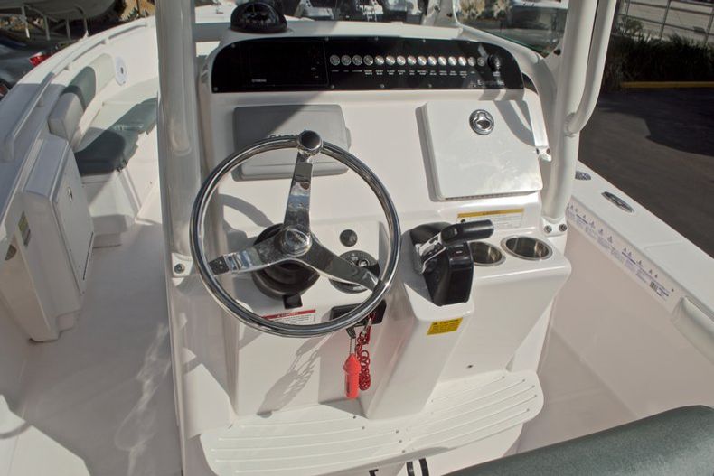 Thumbnail 28 for Used 2014 Everglades 243 Center Console boat for sale in West Palm Beach, FL