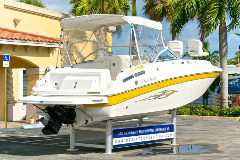 Thumbnail 15 for Used 2008 Mariah DX213 Deck Boat boat for sale in West Palm Beach, FL