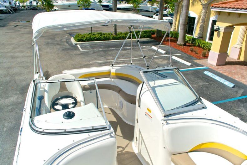 Thumbnail 89 for Used 2008 Mariah DX213 Deck Boat boat for sale in West Palm Beach, FL