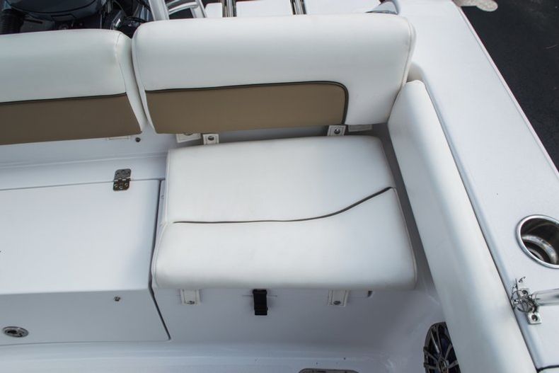 Thumbnail 45 for New 2014 Sportsman Discovery 210 Dual Console boat for sale in West Palm Beach, FL