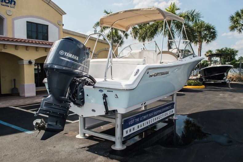 Thumbnail 7 for New 2014 Sportsman Discovery 210 Dual Console boat for sale in West Palm Beach, FL