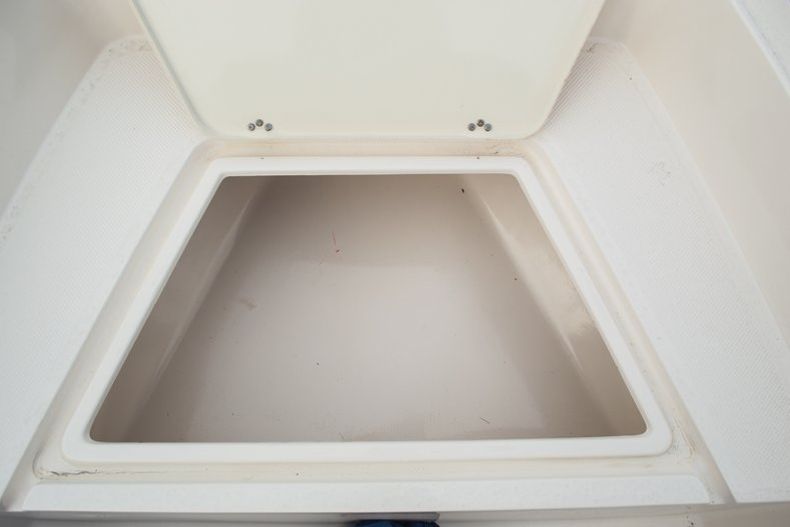 Thumbnail 21 for Used 2006 Key West 1720 Sportsman Center Console boat for sale in West Palm Beach, FL