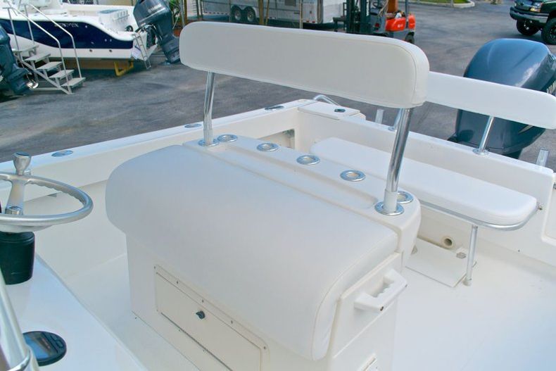 Thumbnail 35 for Used 2000 SeaCraft SC 25 Open Fisherman boat for sale in West Palm Beach, FL