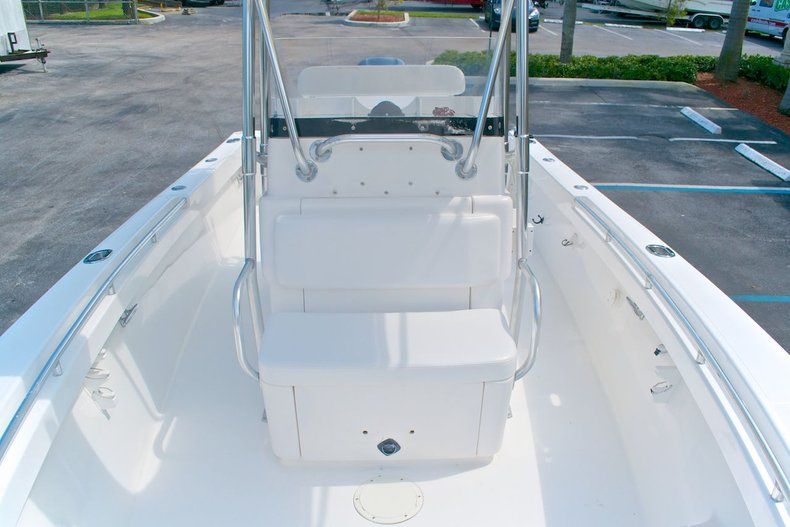 Thumbnail 52 for Used 2000 SeaCraft SC 25 Open Fisherman boat for sale in West Palm Beach, FL