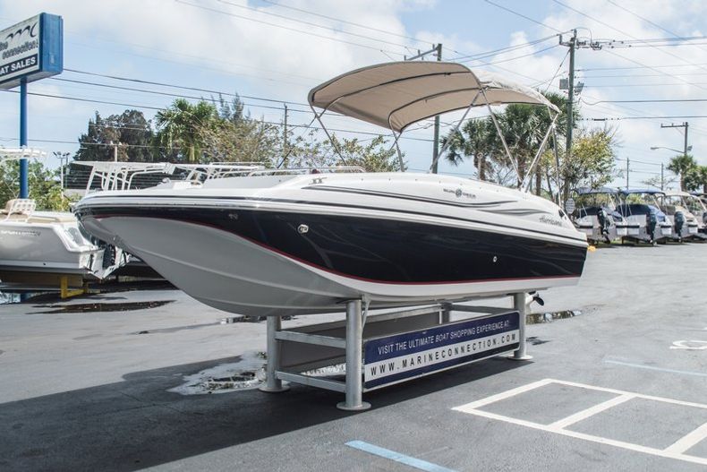Thumbnail 4 for New 2015 Hurricane SunDeck Sport SS 188 OB boat for sale in West Palm Beach, FL