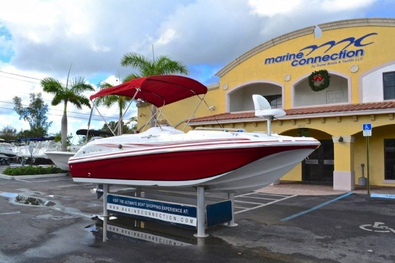 Image 1 for 2013 Hurricane SunDeck Sport SS 188 OB in West Palm Beach, FL