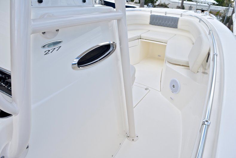 Thumbnail 22 for New 2018 Cobia 277 Center Console boat for sale in West Palm Beach, FL