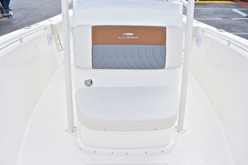 Thumbnail 24 for New 2018 Cobia 277 Center Console boat for sale in West Palm Beach, FL