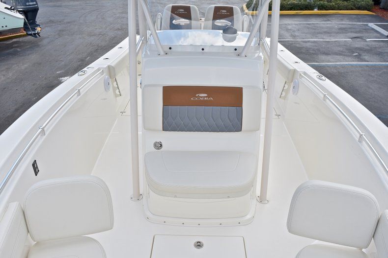 Thumbnail 39 for New 2018 Cobia 277 Center Console boat for sale in West Palm Beach, FL