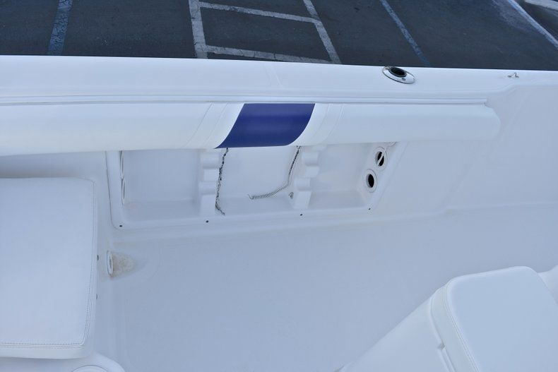 Thumbnail 16 for Used 2006 Pro-Line 21 Sport boat for sale in West Palm Beach, FL