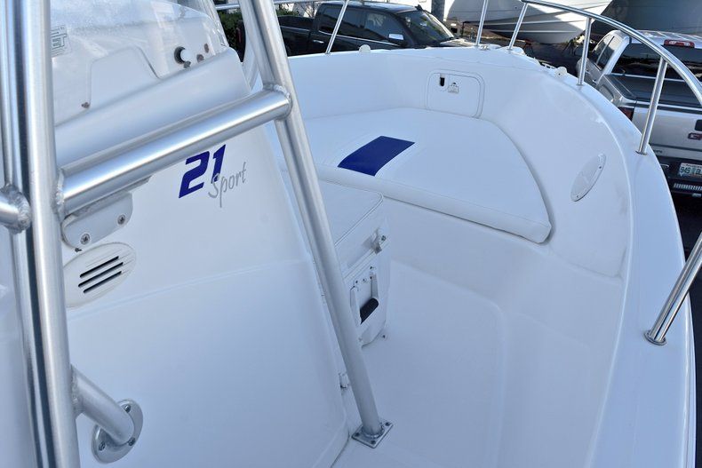 Thumbnail 35 for Used 2006 Pro-Line 21 Sport boat for sale in West Palm Beach, FL