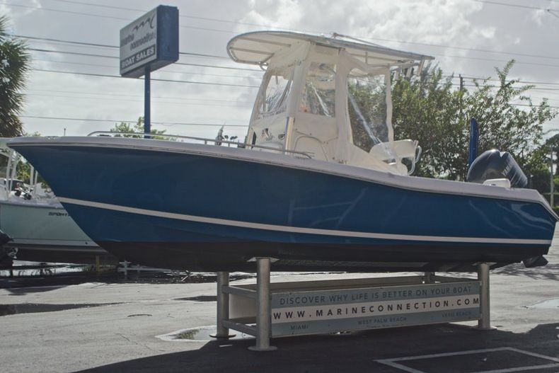 Thumbnail 4 for Used 2009 Sea Hunt 207 Triton boat for sale in West Palm Beach, FL