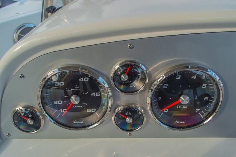 Thumbnail 23 for New 2016 Hurricane CC211 Center Consle boat for sale in West Palm Beach, FL