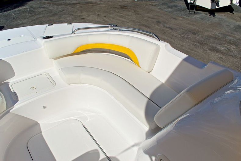 Thumbnail 36 for New 2013 Hurricane SunDeck Sport SS 188 OB boat for sale in West Palm Beach, FL