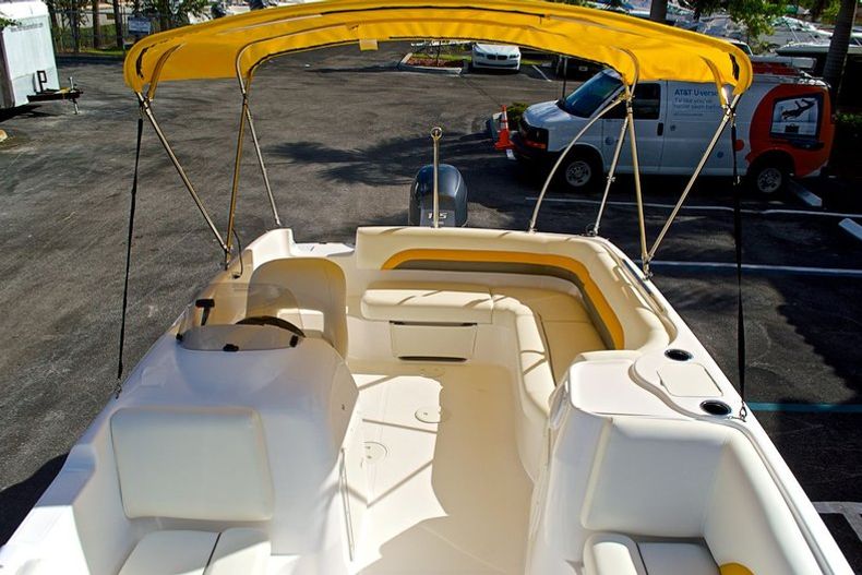 Thumbnail 45 for New 2013 Hurricane SunDeck Sport SS 188 OB boat for sale in West Palm Beach, FL