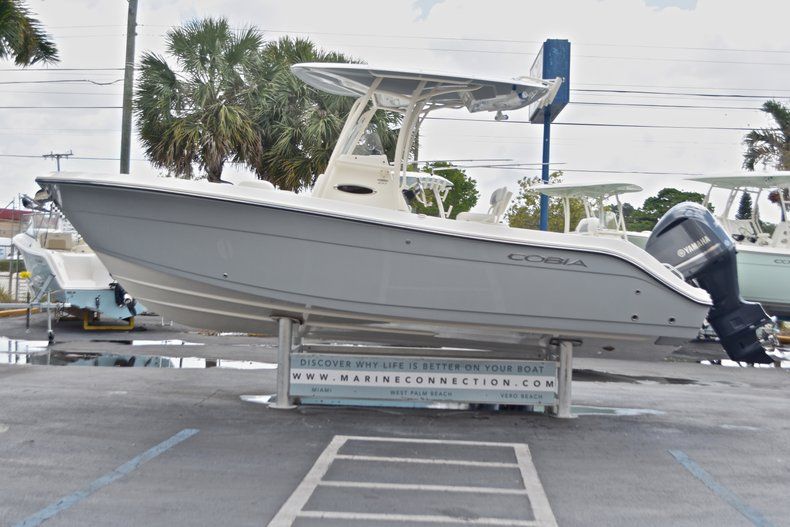 Thumbnail 6 for New 2017 Cobia 237 Center Console boat for sale in West Palm Beach, FL