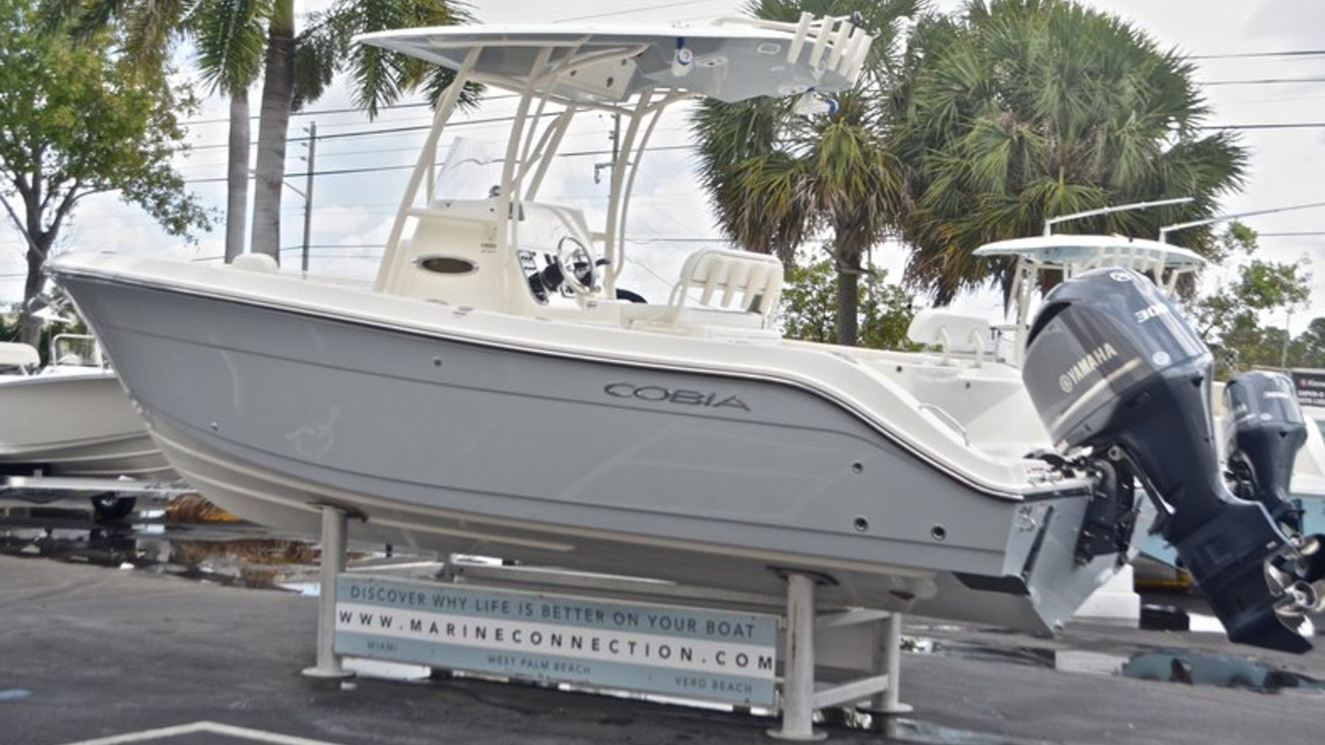 New 2017 Cobia 237 Center Console #P042 image 9