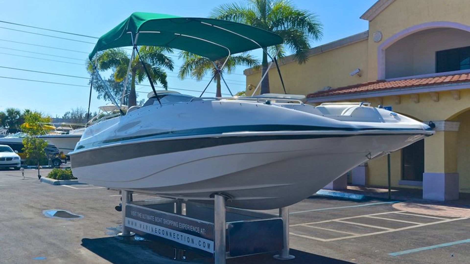 Used 2000 Tahoe 220 Deck Boat #0886 image 2