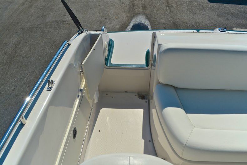 Thumbnail 26 for Used 2000 Tahoe 220 Deck Boat boat for sale in West Palm Beach, FL