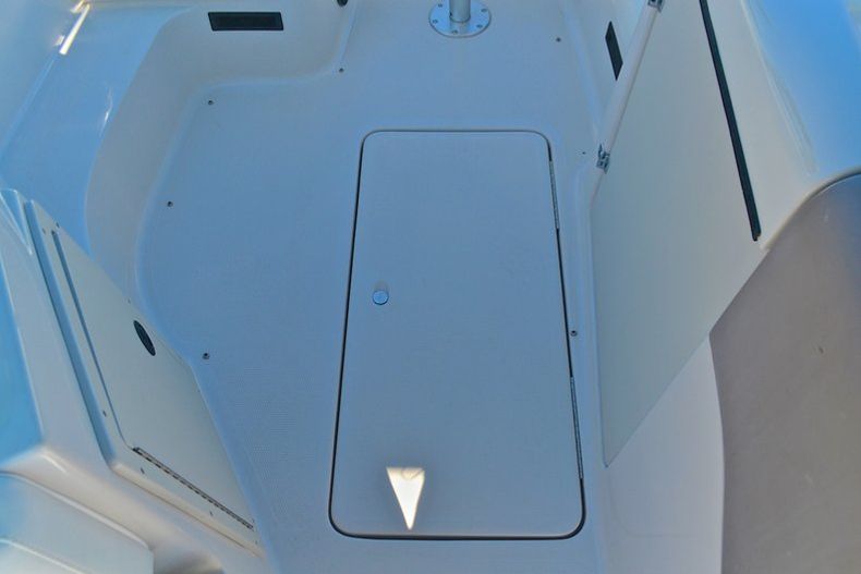 Thumbnail 64 for Used 2000 Tahoe 220 Deck Boat boat for sale in West Palm Beach, FL