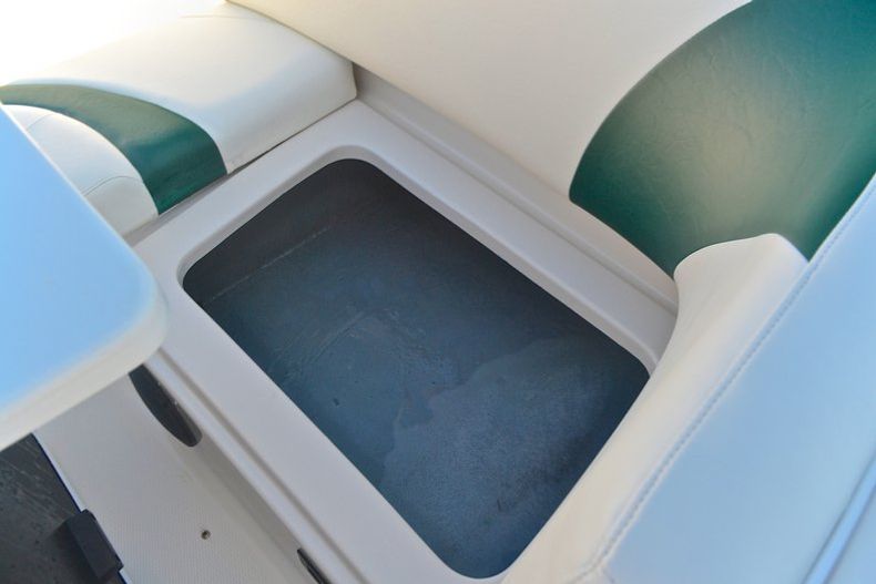 Thumbnail 76 for Used 2000 Tahoe 220 Deck Boat boat for sale in West Palm Beach, FL
