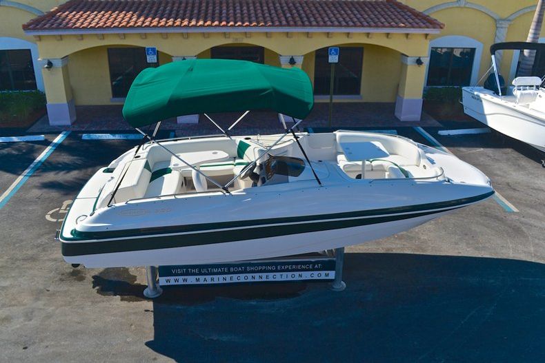 Thumbnail 82 for Used 2000 Tahoe 220 Deck Boat boat for sale in West Palm Beach, FL