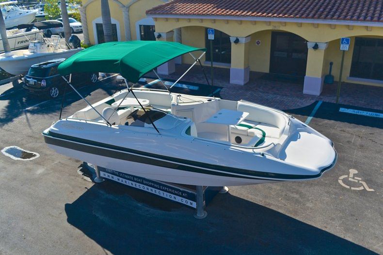 Thumbnail 83 for Used 2000 Tahoe 220 Deck Boat boat for sale in West Palm Beach, FL